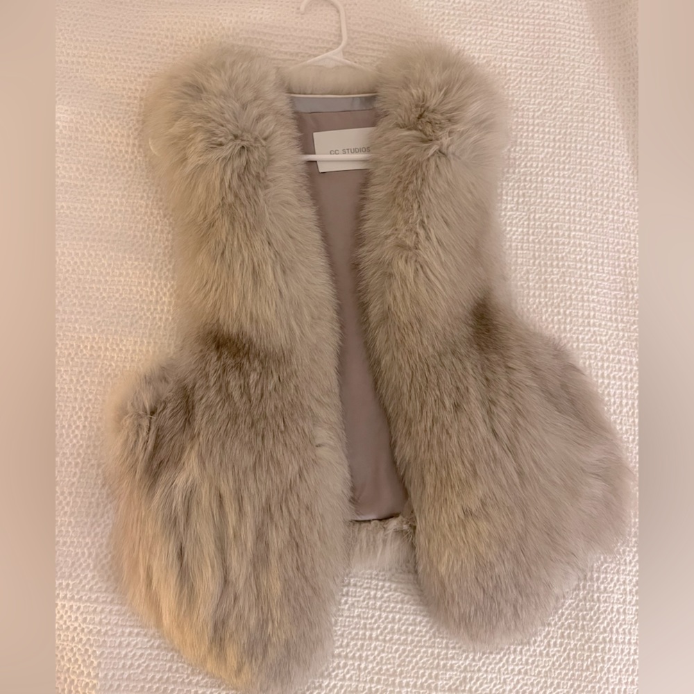 Fur vest